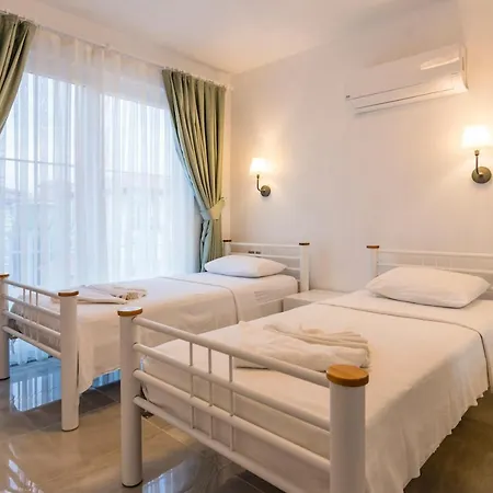 Sleeps 8 With Pool Air Con And Wifi Villa Dalyan